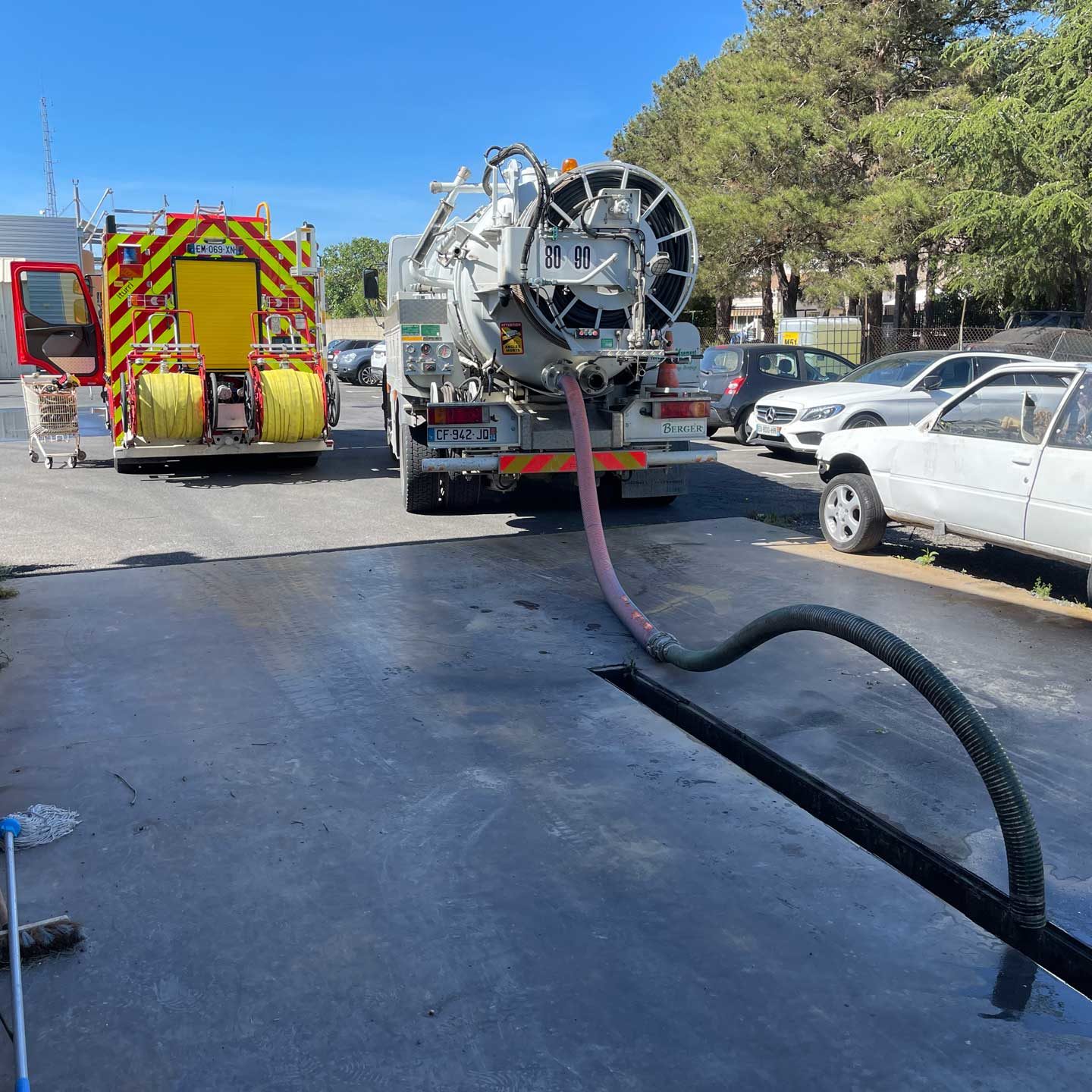 Curage d'une aire de lavage à Agde par Eautretien
