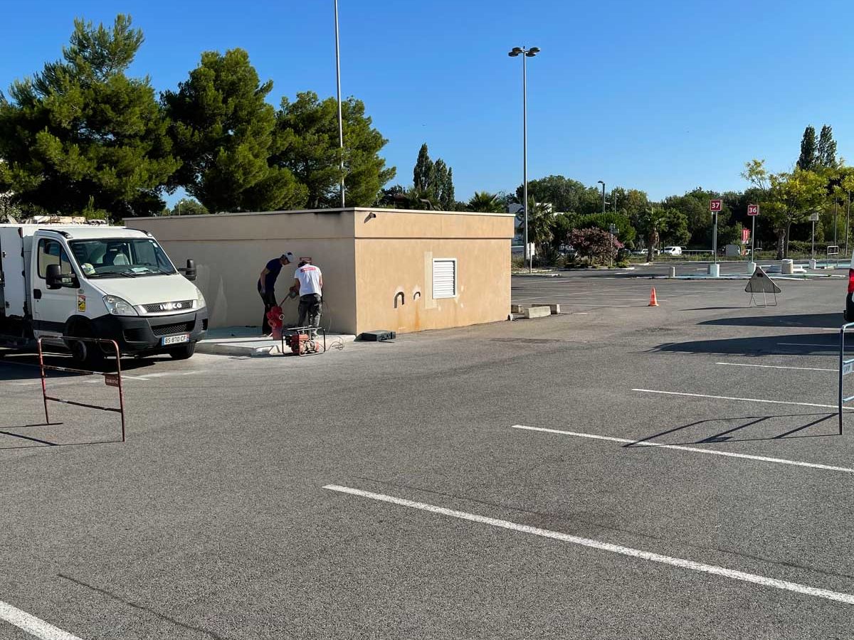 Remplacement d’une borne incendie pour un centre commercial à Pérols