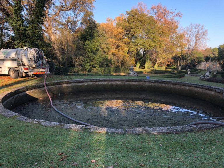 Pompage et nettoyage du bassin - Château d’Engarran à Lavérune